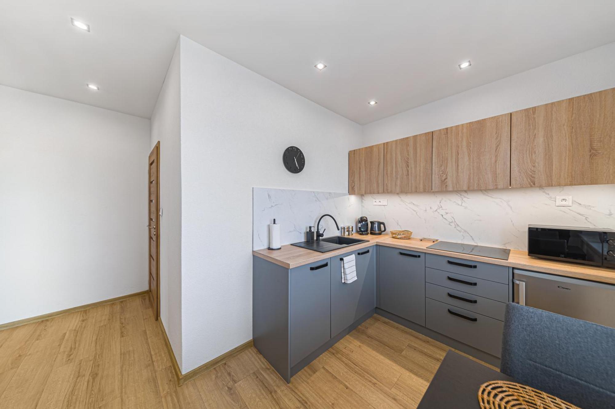 Tower Apartments Orchid & Amber Spišská Nová Ves المظهر الخارجي الصورة