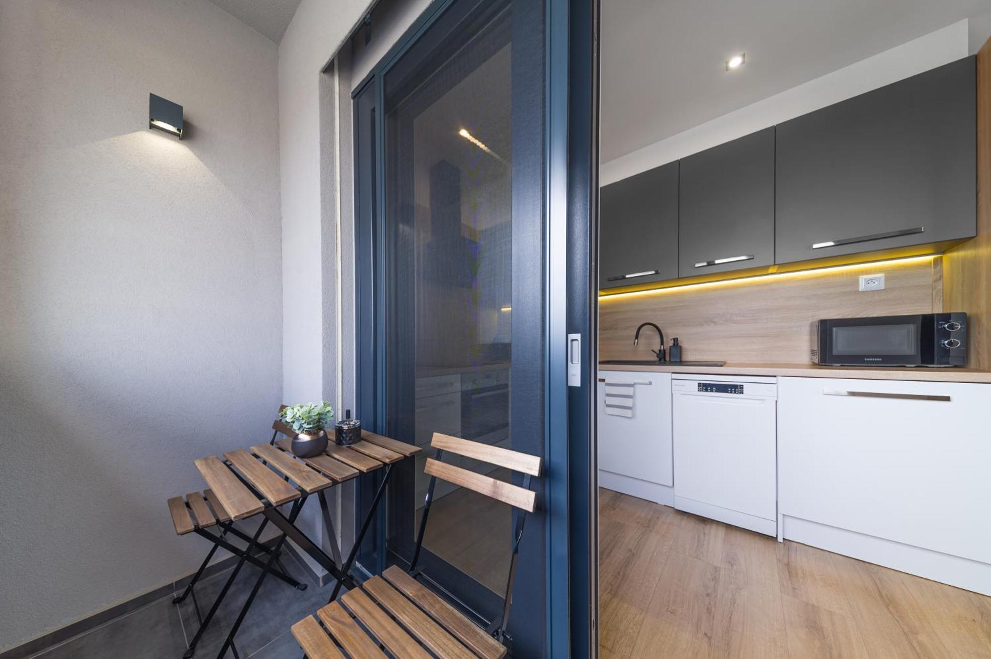 Tower Apartments Orchid & Amber Spišská Nová Ves المظهر الخارجي الصورة