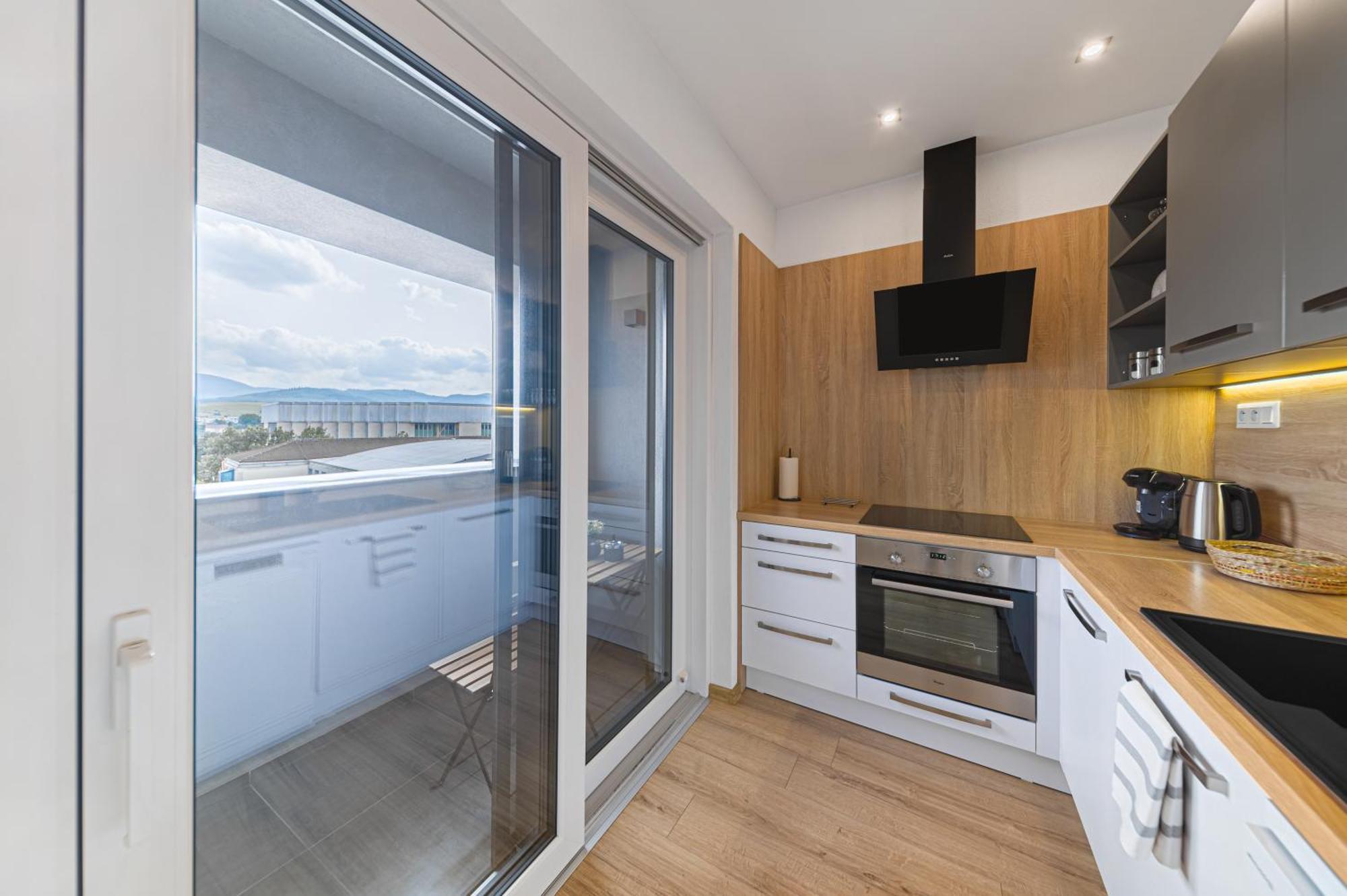 Tower Apartments Orchid & Amber Spišská Nová Ves المظهر الخارجي الصورة